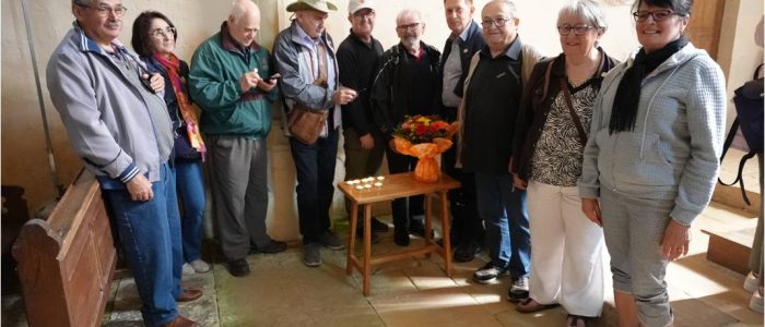 image 9 participants eglse st Martien Pioussay